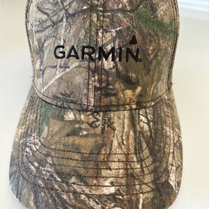 Garmin Camouflage hat